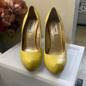 Steve Madden pumps